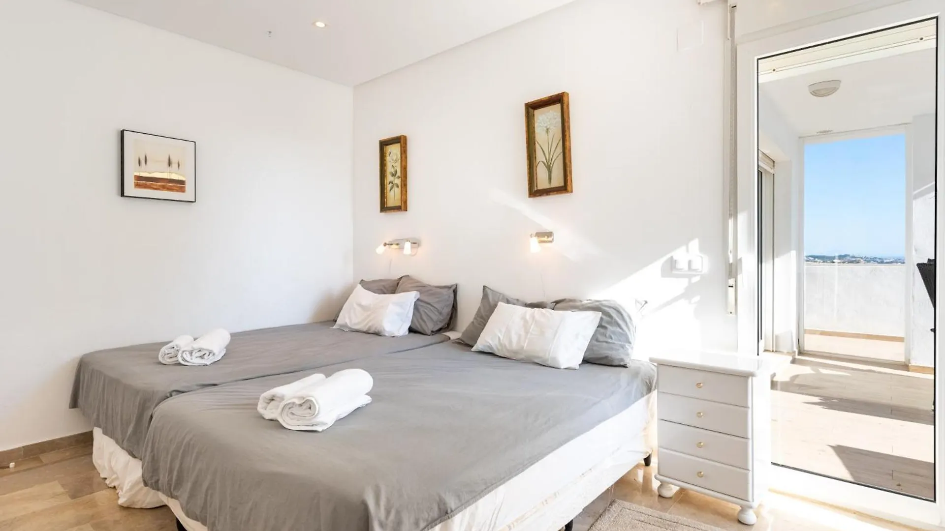Miraflores Garden Golf - 3 Bedroom Apartment With Golf And Sea View La Cala De Mijas